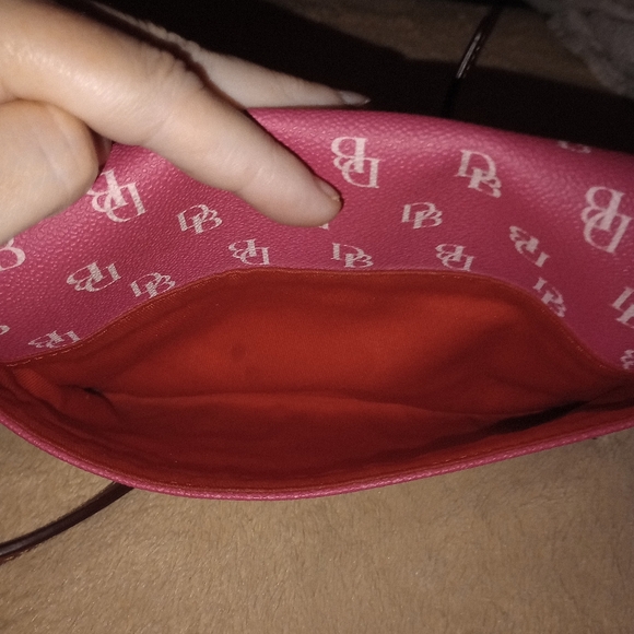Dooney & Bourke Pink Signature leather Crossbody bag - Picture 7 of 14